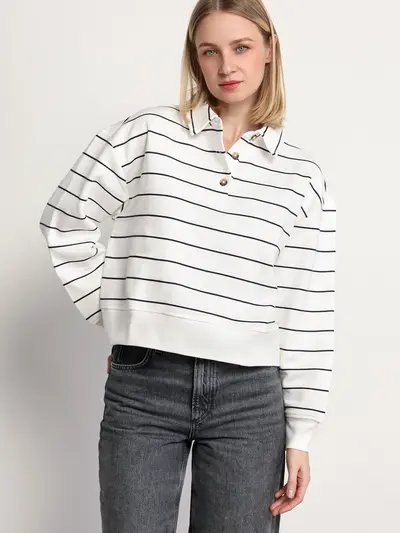 Толстовка укороченная в полоску белого цвета из хлопка